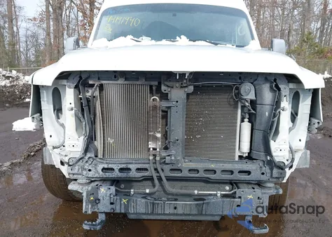 2021 Nissan Nv Cargo Nv2500 Hd Sv High Roof V8 from USA, damaged, VIN 1N6AF0LY1MN810151